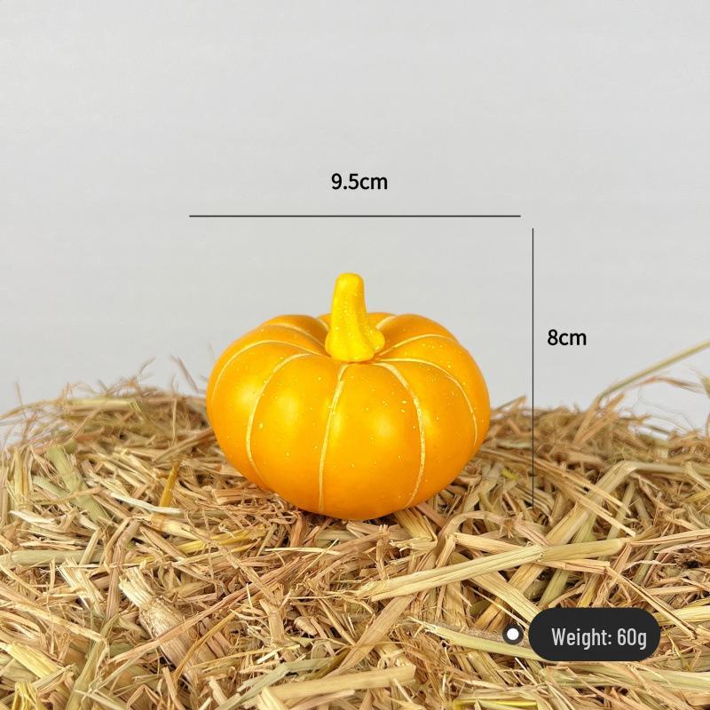 Pumpkin Harvest Festival Props: Farmhouse Halloween Decoration for Mall Displays and Room Ornaments