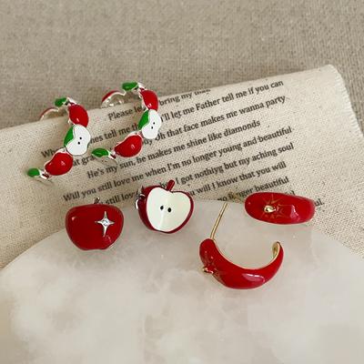 Design Sense Playful Cute Red Apple Stud Earrings Female Niche Unique Personality Exquisite Fashion Versatile Earrings