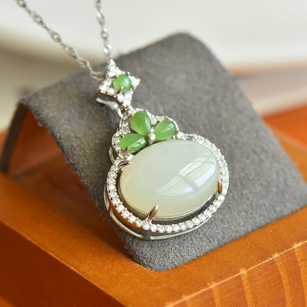 Xinjiang Hotan Jade S925 Silver Inlaid Jade Pendant Necklace Women's Birthday Gift for Girlfriend and Wife