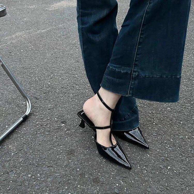 2025 Spring and Summer New Patent Leather Cross Strap Pointed Heel Middle Heel Single Shoes Empty Bag Head High Heel Sandals