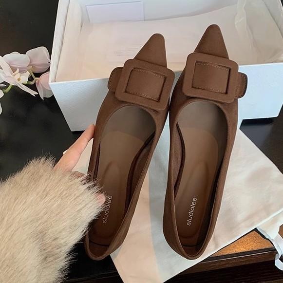 classic niche temperament, pointed head inner height increase, square buckle versatile light mouth leopard print single shoes, women's commuting ol