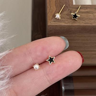 Star Stud Earrings for Women, Ear Holes, Niche Design Sense, Five-pointed Star Earrings, Four-claw Imitation Pearl Earrings