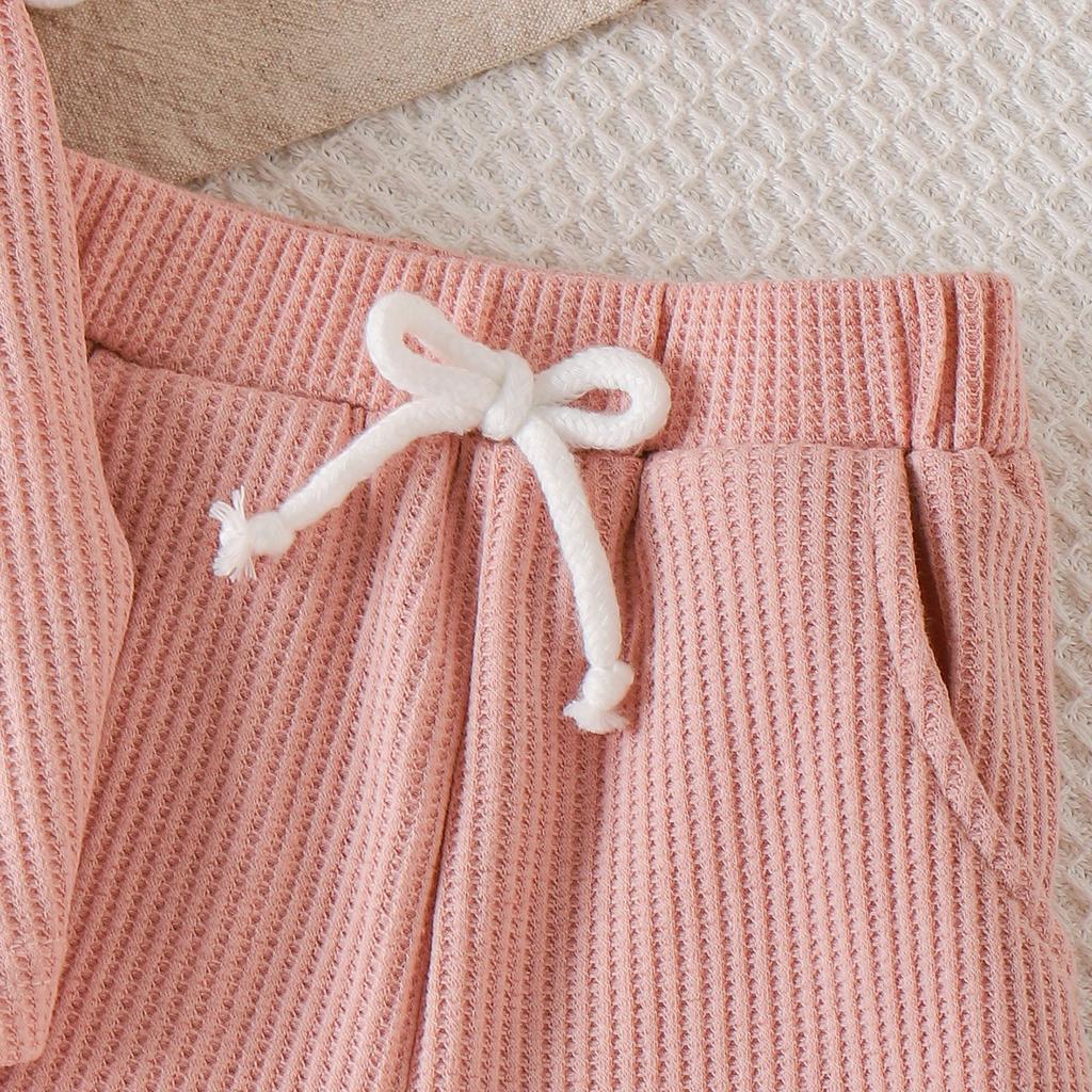 Girls' Fashionable Pink Outfit - Summer Children's Simple Short-sleeved Bow Tie Shorts Set