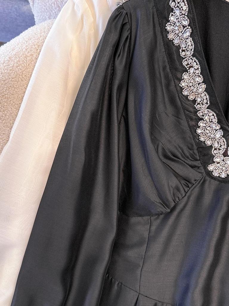 High-End Plus Size Women's V-Neck Rhinestone Dress (130-300 lb) - Elegant French Style