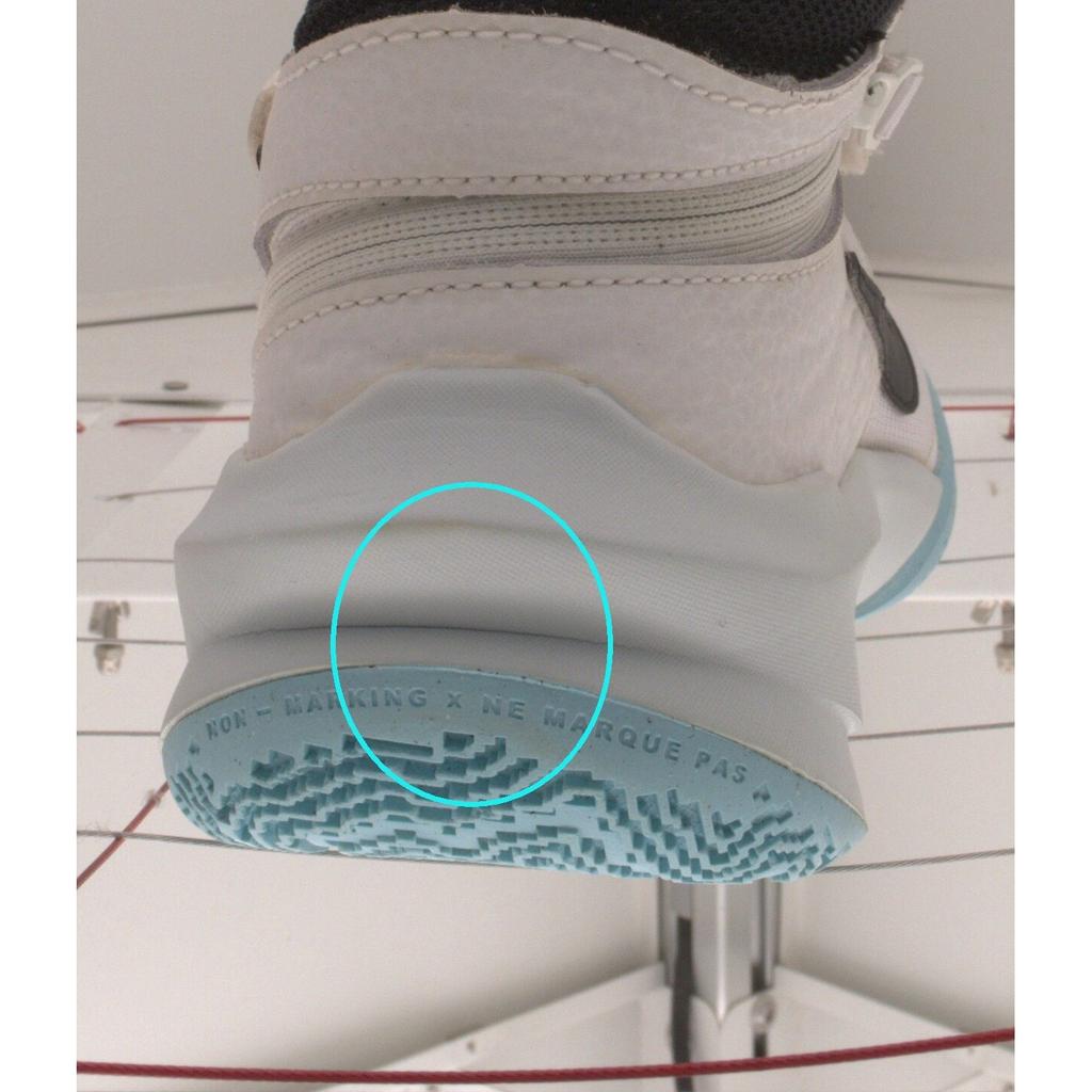 Gebraucht NikeTeam Hustle D 10 FlyEase GS DD7303-102-P26086162116696