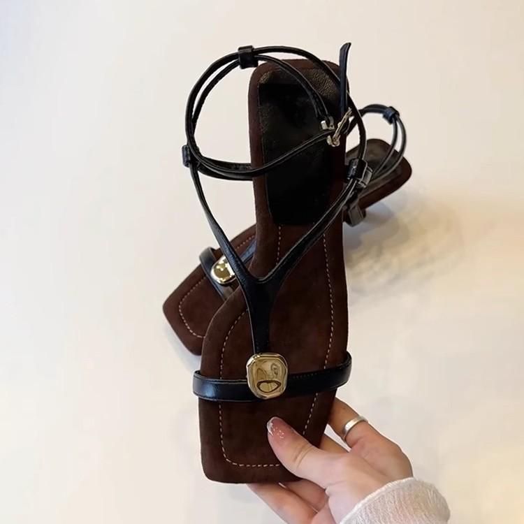 Sheepskin version~ retro leather outer wear summer Roman shoes fairy fairy wind metal word with square head high heel sandals