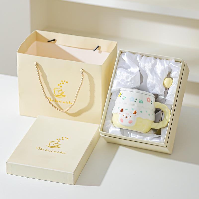 Lamb cup girl gives girlfriend high-value birthday gift, student cute and cute practical small gift girl