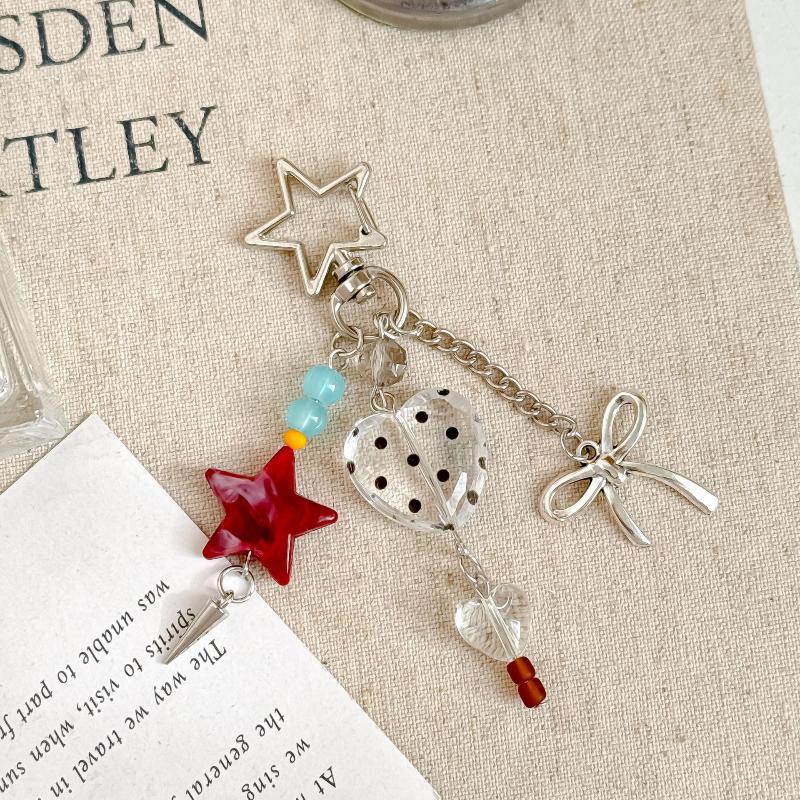 

1Pcs Creativity Five Pointed Star Backpack Hanging Decoration Retro Dots Heart Shape Pendant Car Keychain Trend Accessories A1