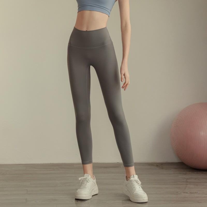 Womens High-Waisted Seamless Yoga Leggings With Tummy Control Peach Butt Effect Quick-Dry Stretch Nylon Spandex Running Gym
