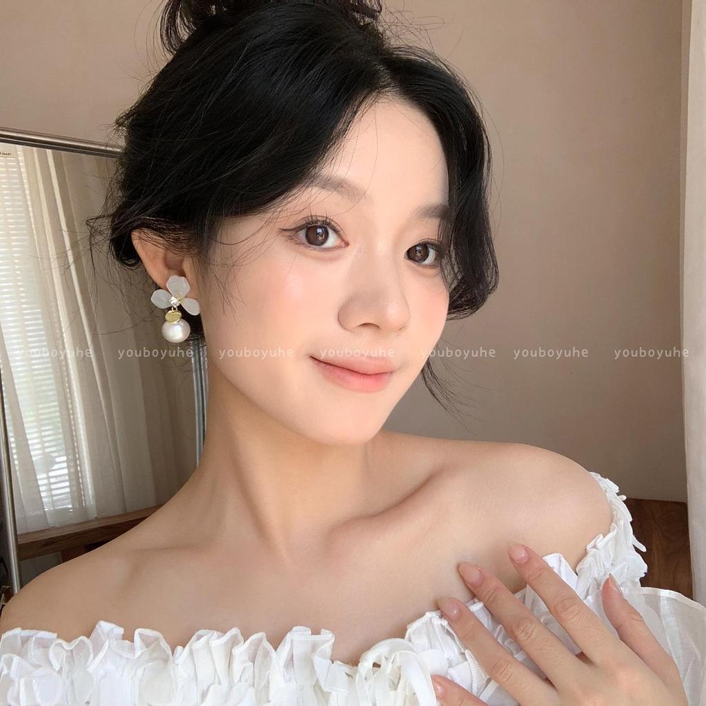 Super Fairy White Petal Pearl Asymmetrical Dangle Earrings for Women - Unique 2025 Design