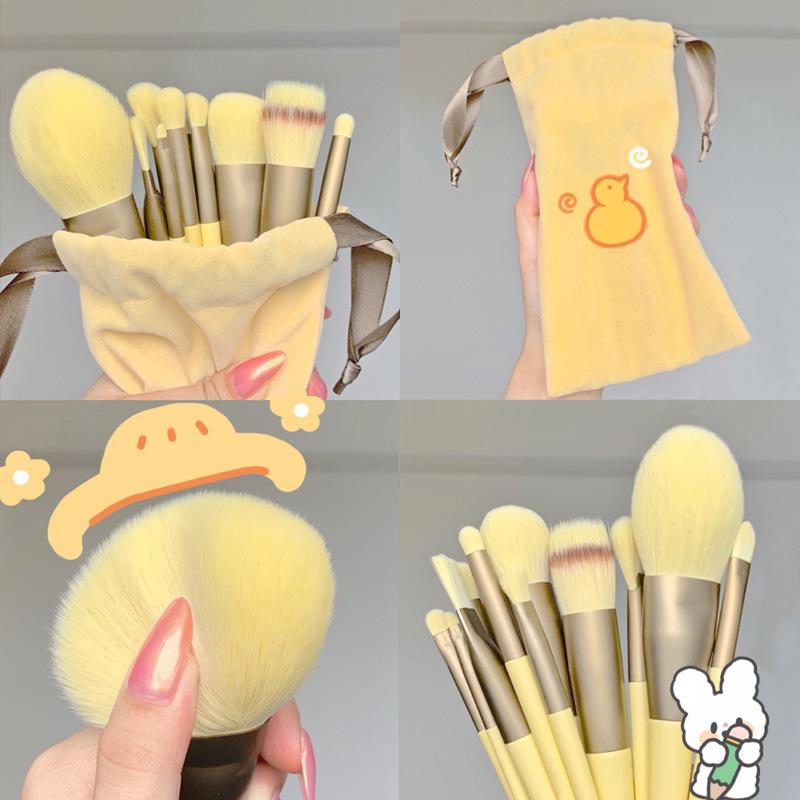 Sijiqing 13-Piece Makeup Brush Set: Powder, Eyeshadow, Foundation Brushes for Complete Makeup Application.
