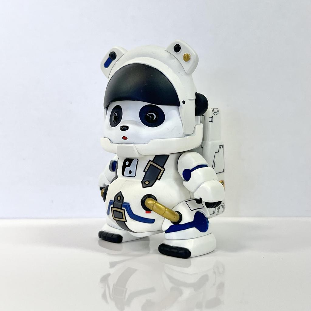 PANGDA Space Suit Version Painted Complete Figure (White) Die-cast