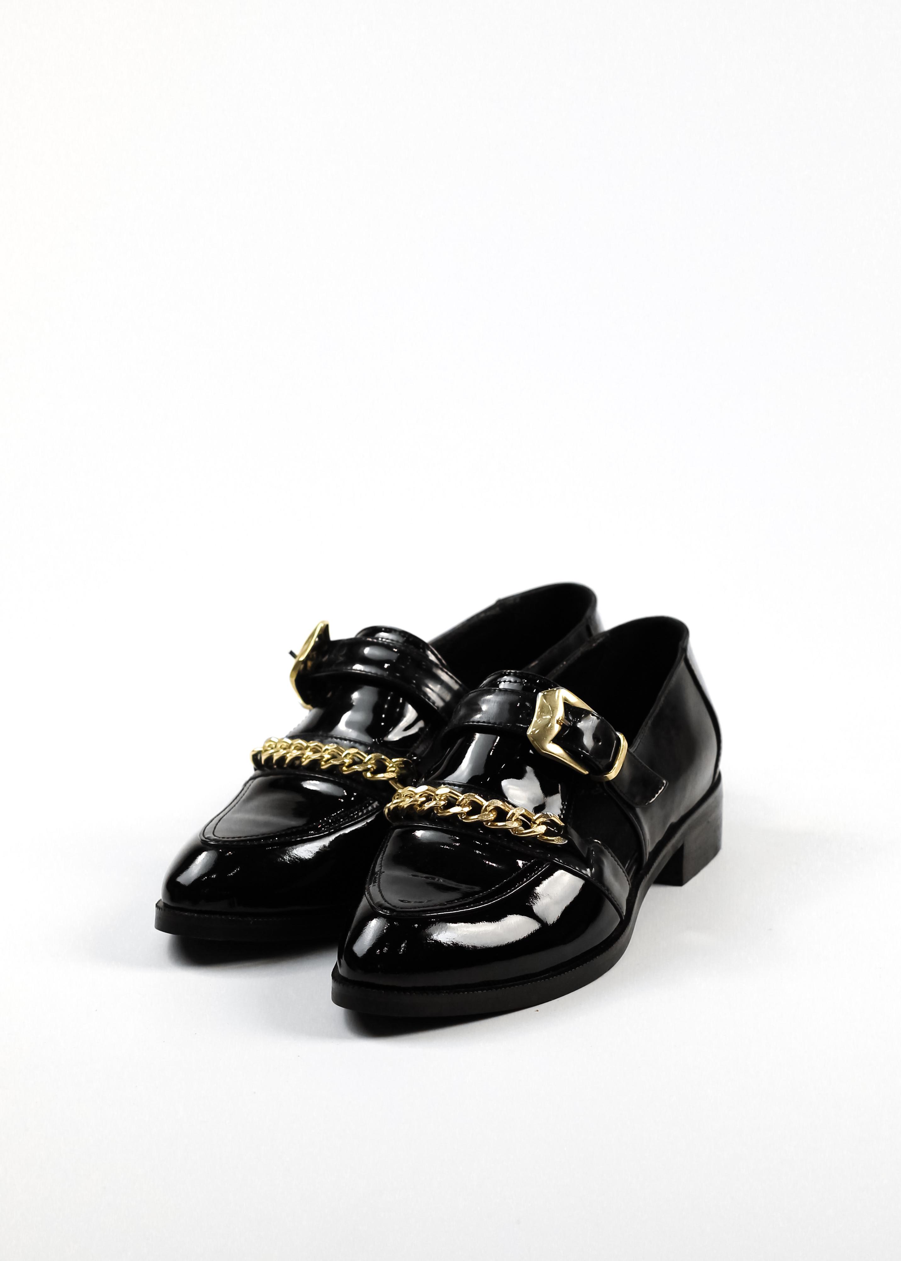 

Туфлі з ланцюжком лакові Lottini 01-8039 36 Чорна шкіра 39 чорний