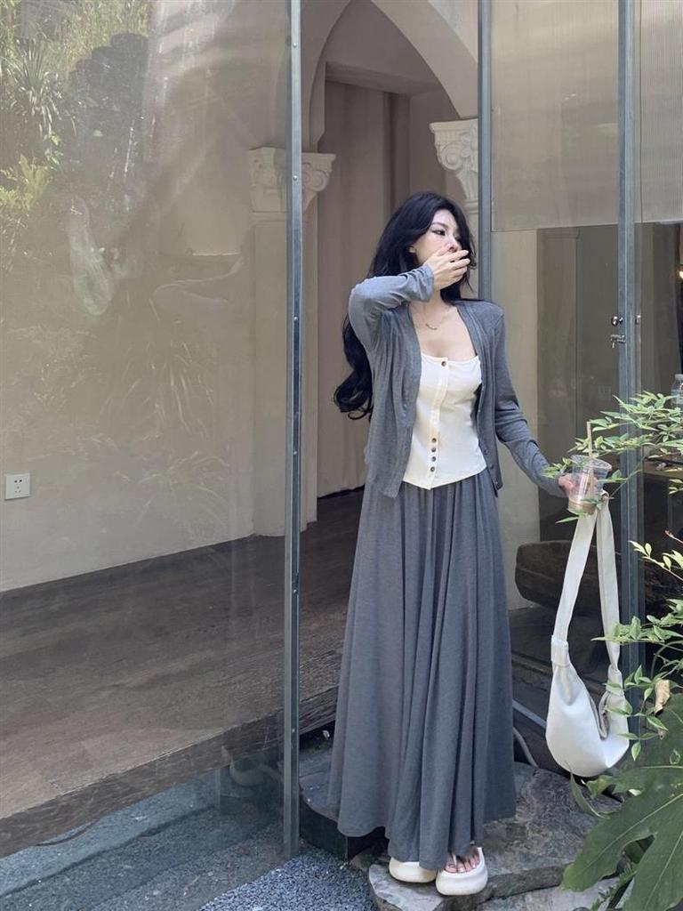 2025 Spring/Autumn Stylish Spliced Two-Piece Top & Long Skirt Set for Women