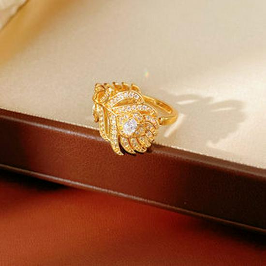 Zirconia Feather Metal Ring: High-End Korean Style, Simple and Trendy Versatile Women's Jewelry.