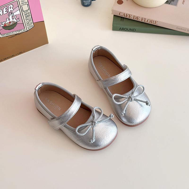 

Girls Spring and Autumn New Bowknot Soft Sole Leather Shoes, Stylish Baby Shoes, Red Little Girl s Loafers 23 серебряный