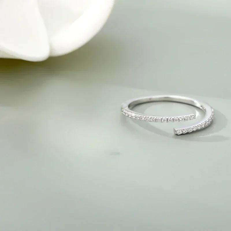 

Супер Спалах Світла Розкішна Кільце з Відкритим Ротом для Жінок, з Нішевим Дизайном та Крутим Стилем Кільце на Вказівний Палець, Регульоване з Відчуттям Високого Класу resizable срібний