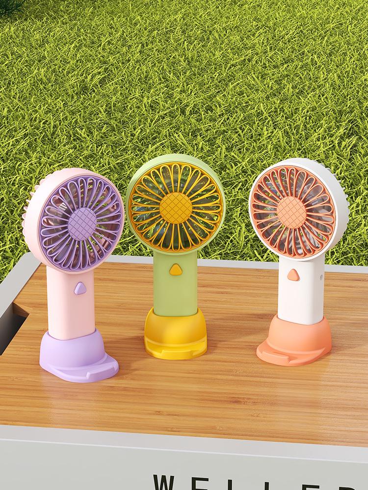 2-in-1 Silent Desktop Fan with Charging & Humidifying Rechargeable