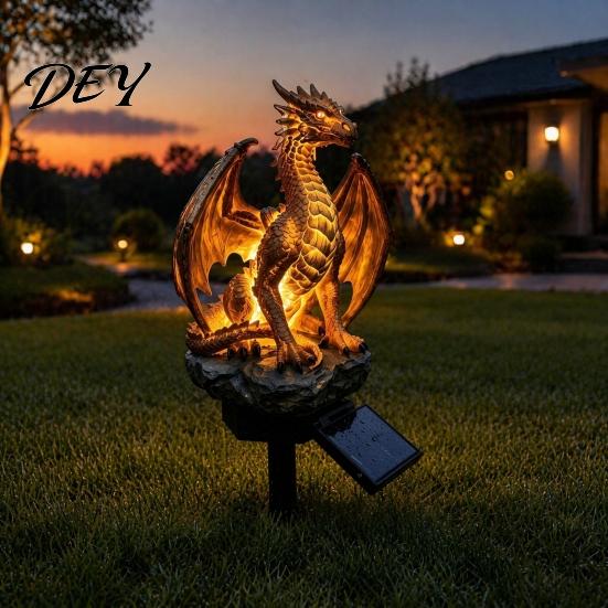 Solar Powered Lawn Decoration Dragon Garden Light, Outdoor Gothic Medieval Statue Lamp, Waterproof Walkway Illumination Resin Sculpture for Patio Yard