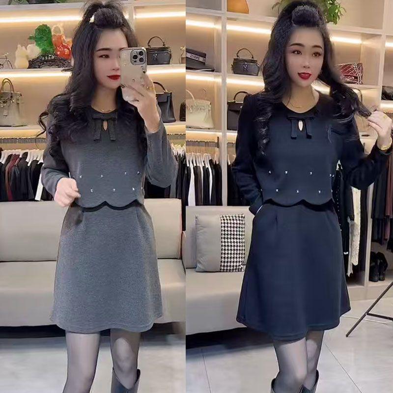 Zarif Büyük Beden Midi Elbise - İnce Gösteren, Karın Kapatan, Günlük Bahar/Sonbahar Stili