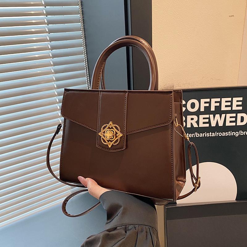 Street Style Pu Small Square Bag With Zipper Closure For Daily Womens Fashion