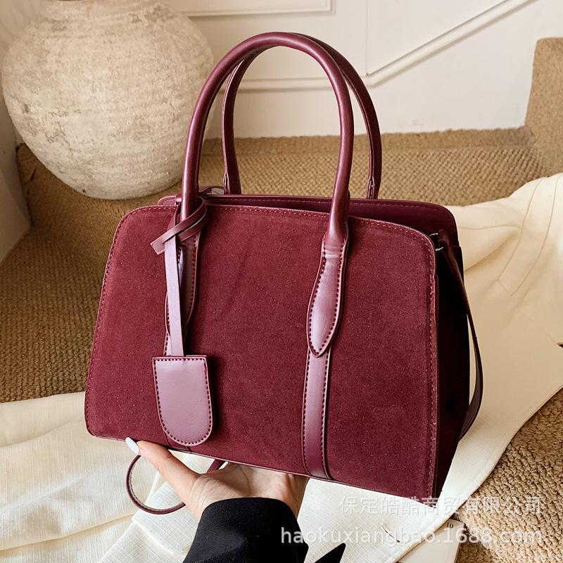 Suede bag women's large capacity 2025 new autumn and winter niche shoulder messenger bag retro portable tote bag
