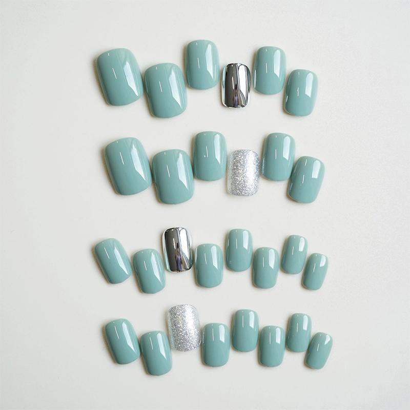 

28Pcs/Box French Short Fake Nails With Jelly Glue Green Silver Wearable False Nail Artificial Removable Press On Nails Art one size