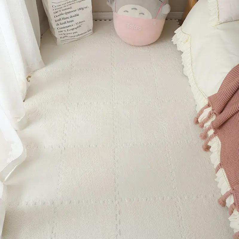 12Pcs Winter Hot Selling Interlocking Mat 30x30CM Plush Splicing Carpet Bedside Mat for Bedroom All-Season Soundproof and Warm