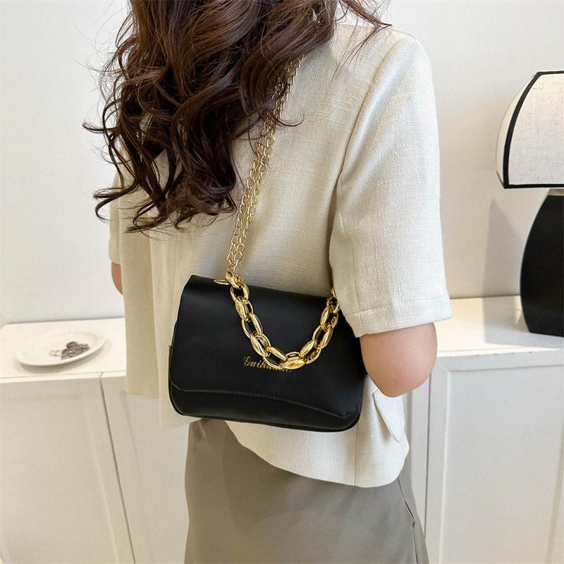 Stylish 2023 Summer Trendy Crossbody Bag For Women Classic Pu Leather Shoulder Bag