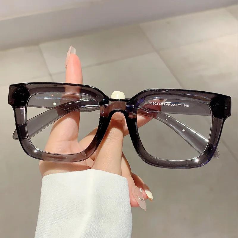 Luxury Brand Designer Classic Vintage Square Sunglasses Women For Men Olive Green Sun Glasses Trendy Punk Popular Travel Shades