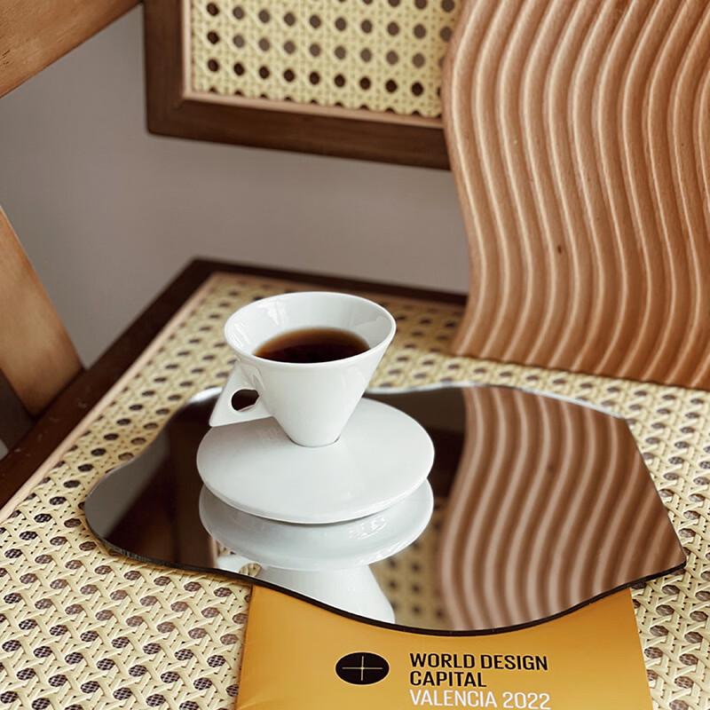 Vintage Trójkątny Ceramiczny Zestaw Filiżanka do Latte i Spodek