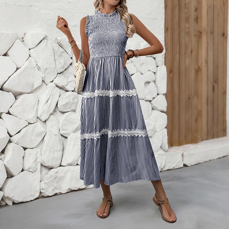 2026 Summer Sleeveless Striped Dress with Gathered Waist & Ruffled Edges Medium темно-синий