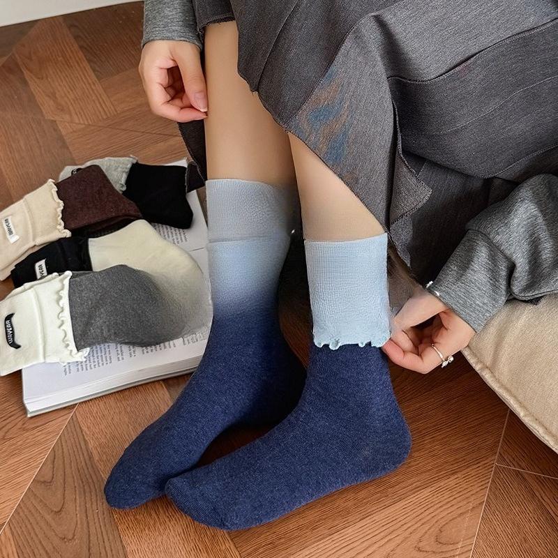 Women's Double-slit Lace Mid-calf Socks, Color-blocked Fabric Label Pile Socks, Four-season Casual Combed Cotton Simple and Trendy Socks