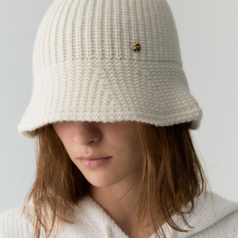 

DEPOUND wholegarment wool bucket hat - ivory ivory