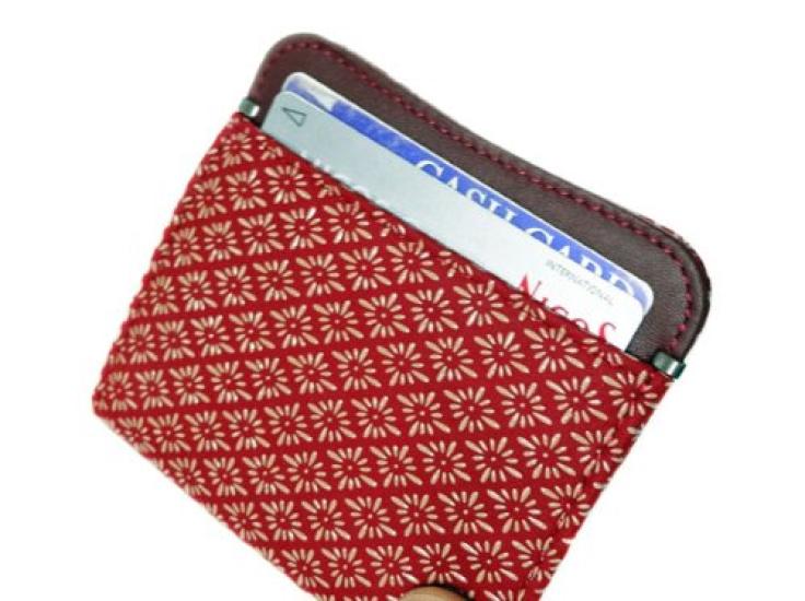 [Inden-ya] Inden Schlanke Geldbörse mit Haken und Druckknopfverschluss, 1208, Münzbörse G, Rotes Hirschleder mit Weißer Lackierung, Diamant- und Chrysanthemenmuster,