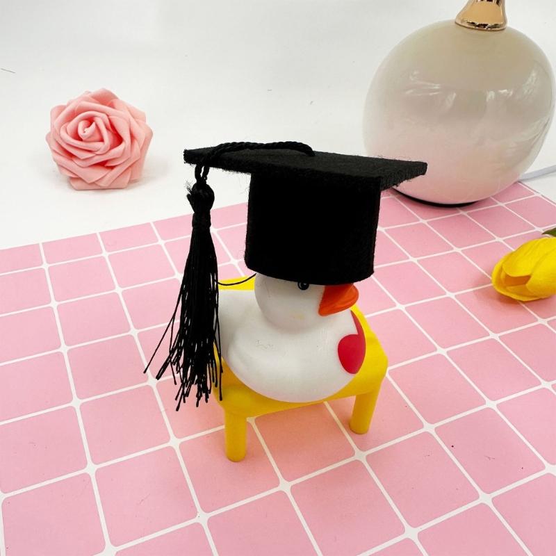 Felts Graduation Cap For Commencement Ceremony Party Photo Props And Costume Accessories Headwear for Degreeholders