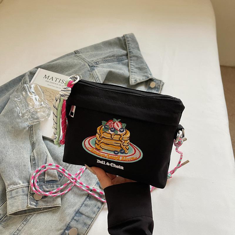 Niche mini handbag new embroidered nylon shopping bag women's shoulder bag lightweight cartoon bag