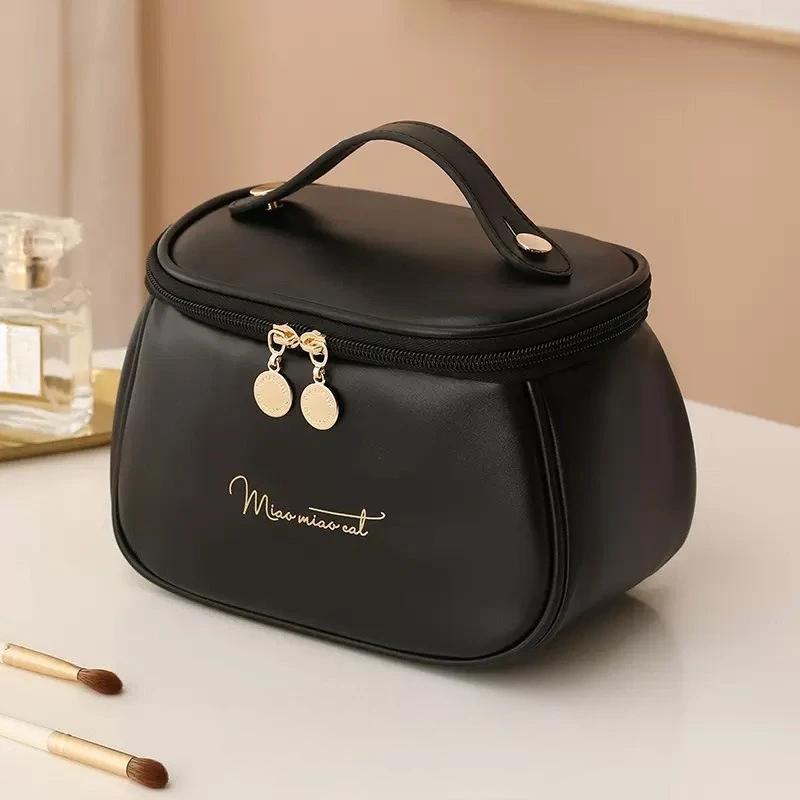 Markendesign Handliche Make-up-Tasche Wasserdicht Große Kapazität Reise-Organizer Tragbare Aufbewahrungstasche Make-up-Box Kulturtasche SM330