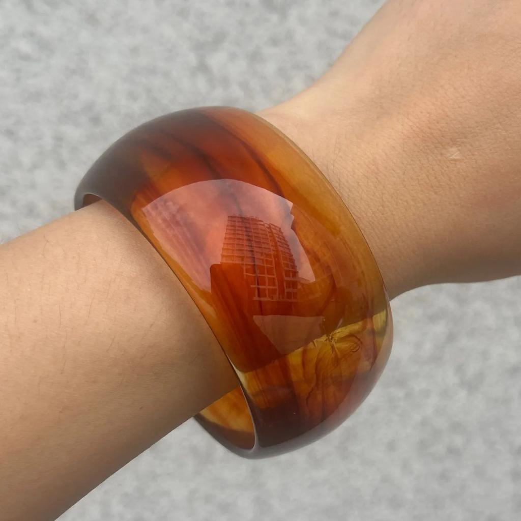 Irregular Exaggerate Resin Acrylic Chunky Wide Bangles for Women Exaggerated Geometric Metal Charm Bracelets Party Jewelry Gifts