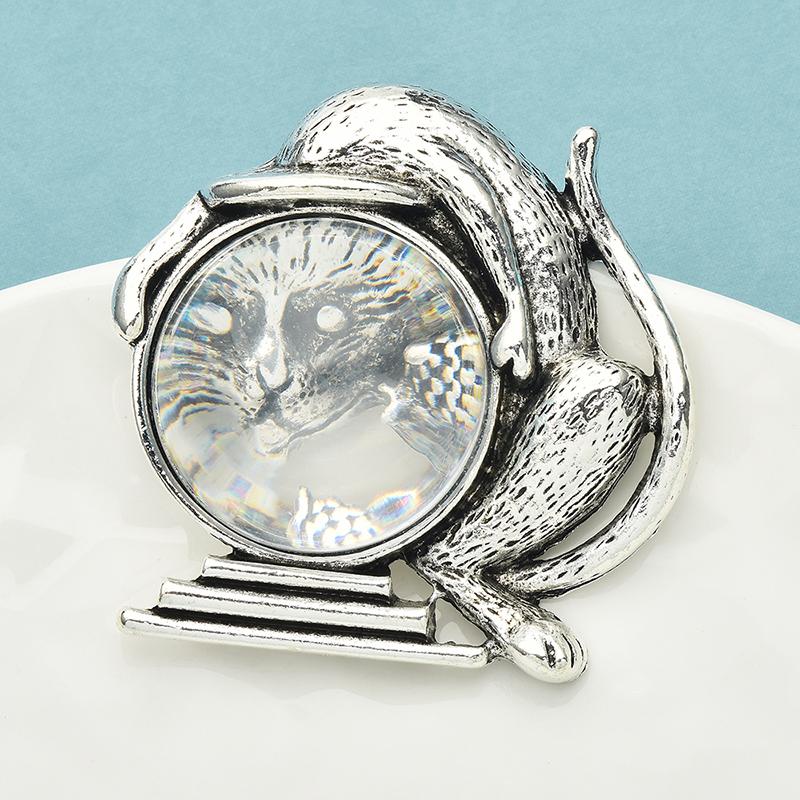 Vintage Catching Fish Cat Brooches For Women Unisex Cute Pets Animal Party Casual Brooch Pins Gifts