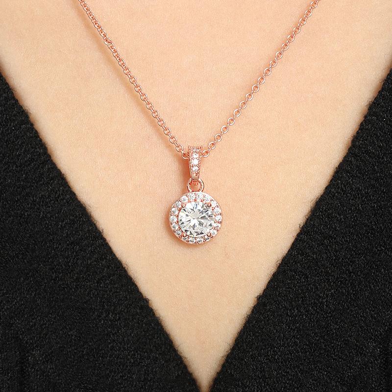 Round Diamond Pendant Necklace, High-end Design Full of Diamond Sunflower Zircon Round Ring Necklace.