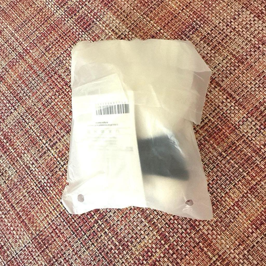 [USED] Official SKZOO Magnetic Key Ring, Levitt Reno