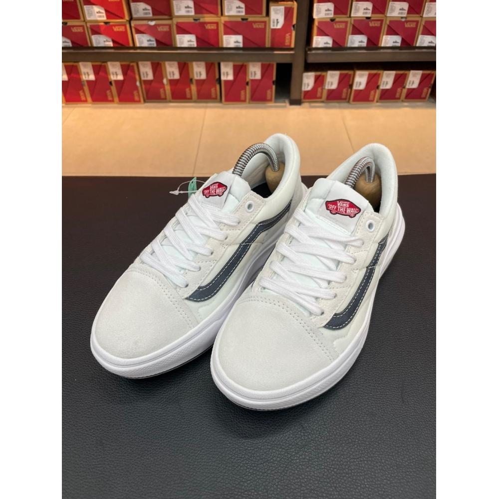 

Кроссовки унисекс Vans Old School Overt Cc Old Skool Overt Cc VN0A7Q5EWHT