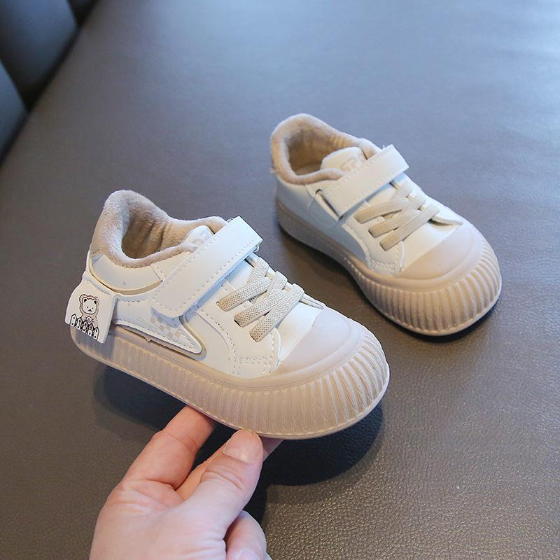 Fleece baby shoes board shoes children's shoes winter cotton shoes warm sports shoes waterproof male and female students 0-6 years old leather