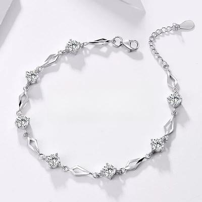 Bracelet Women's Light Luxury Niche Design High-end New Exquisite Birthday Gift for Girlfriend and Girlfriend