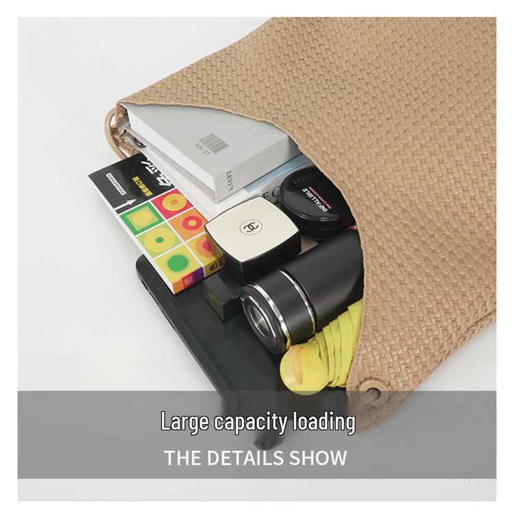 Korean Style Women's Fashion Tote Bag: Trendy, Versatile Shoulder and Commuter Bag for Women and Children