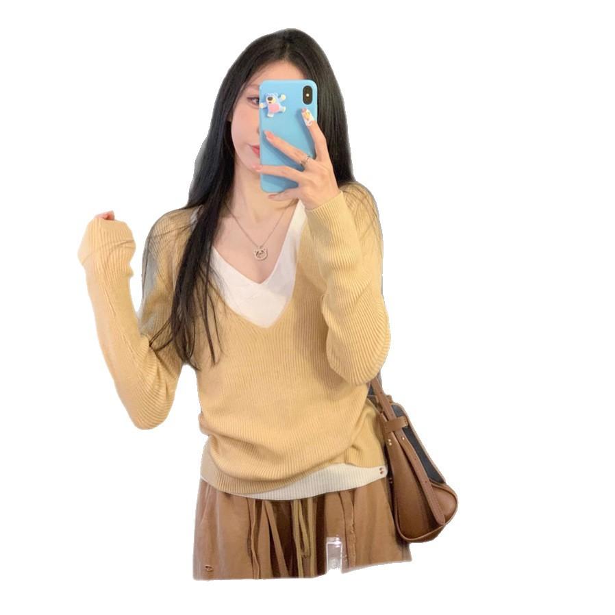 Fake two-piece splicing knitted sweater women's clothing autumn 2025 new v-neck design sense slim fit