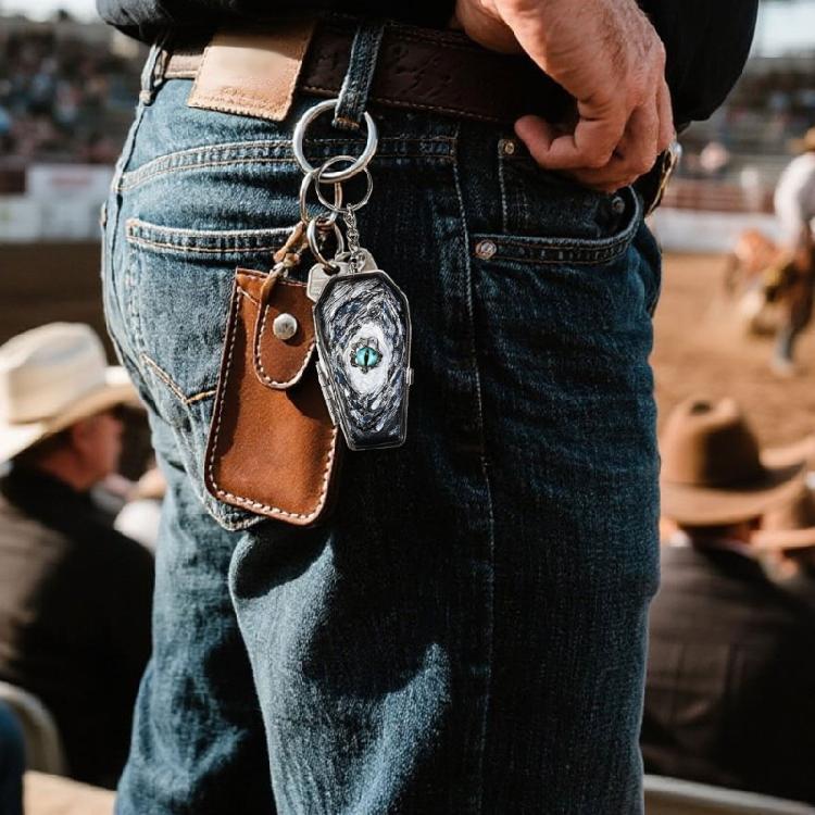 Stainless Steel Coffin Shape Keychain Ashtray Organiser Portable Outdoor Accessory With Secure Storage Compartment