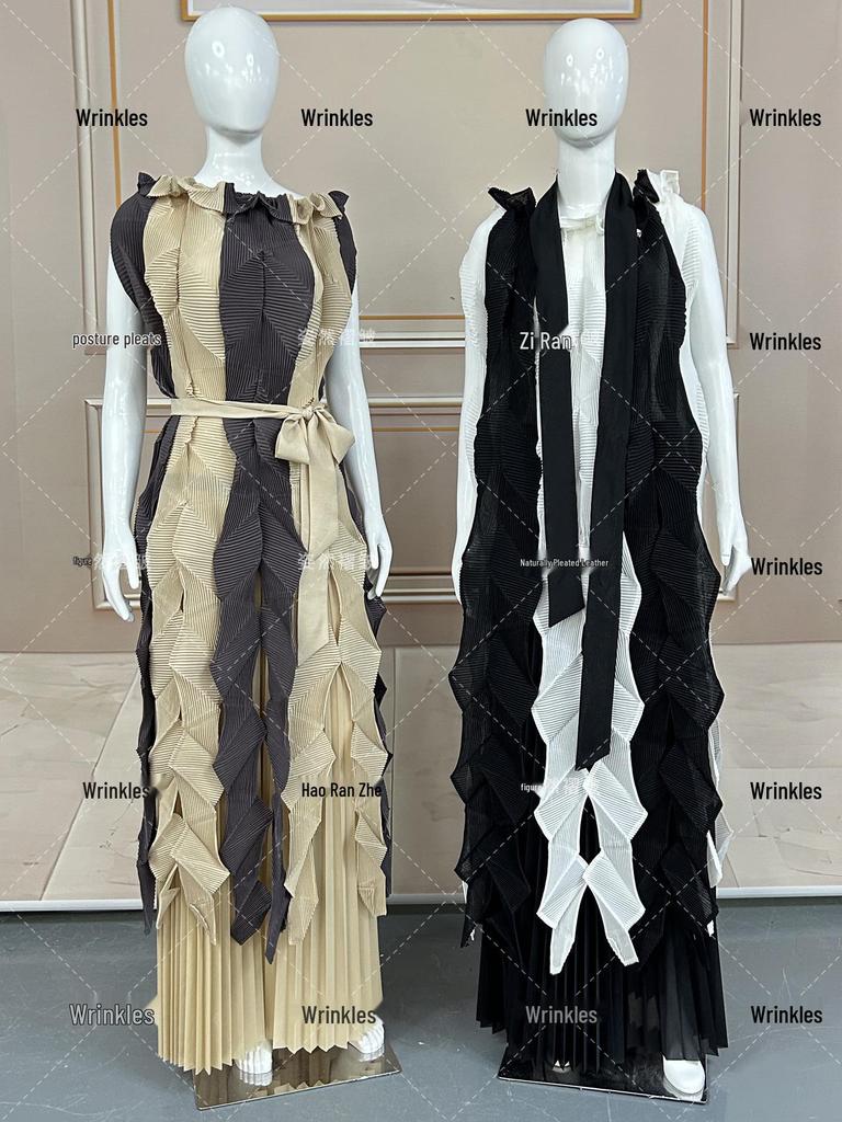 Miyaki Pleated Two-Piece Set: Elegant Plus-Size African Fashion with Color-Block Top and Pleated Pants