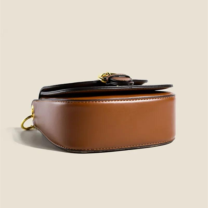 Luxustasche für Damen, neue Mode, Retro-Satteltasche, vielseitige Umhängetasche mit einer Schulter, kleine quadratische Tasche, Trend, personalisiert